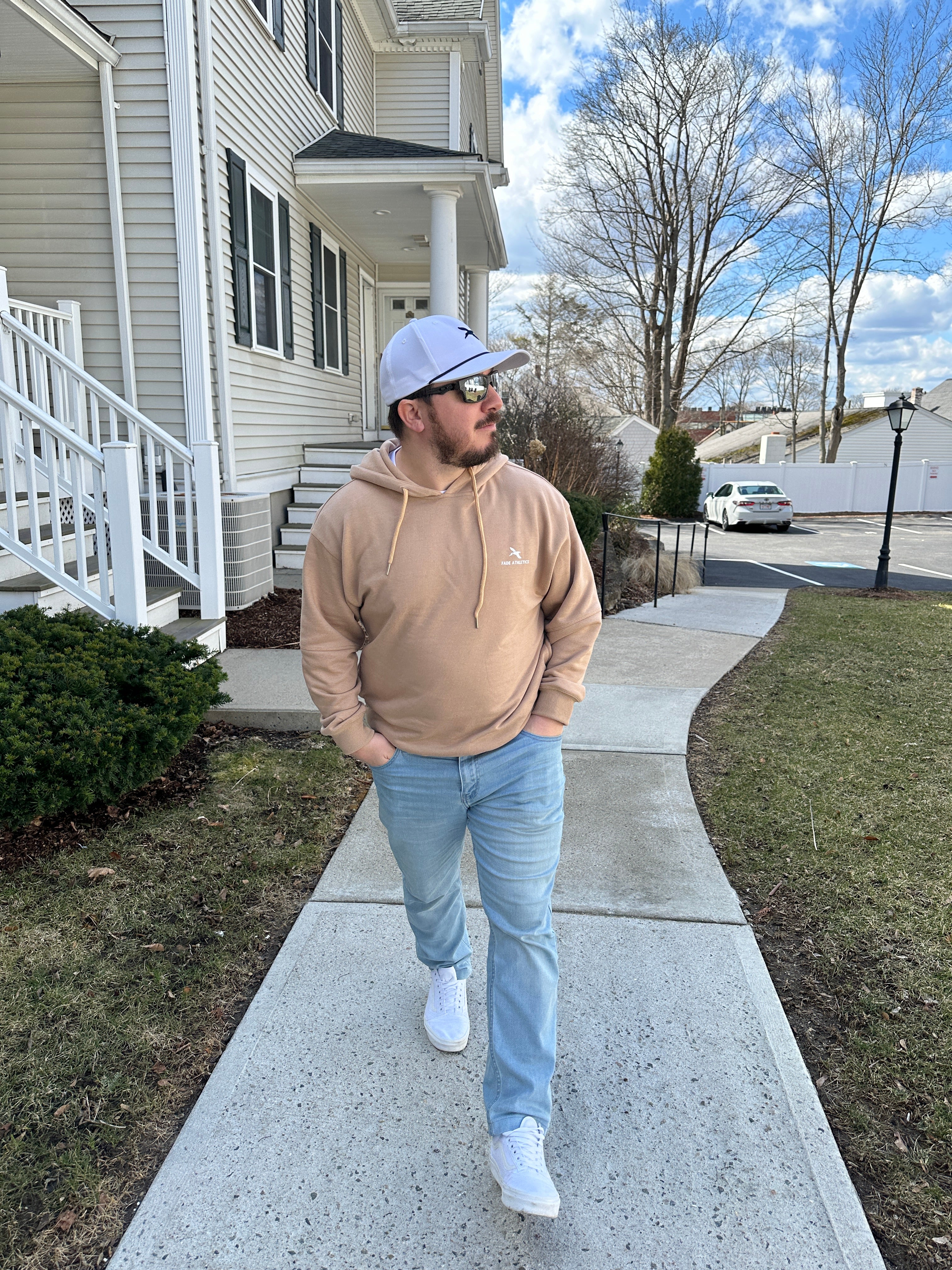 Post Round Hoodie - August Tan – Fade Athletics